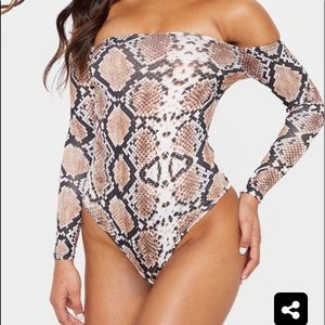 PrettyLittleThing Adhria Snake Print Bodysuit